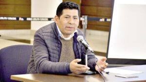 Tahuichi Tahuichi Quispe reconoce baja calificación en examen oral para elecciones judiciales