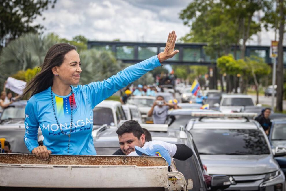 María Corina Machado desafía a Maduro en medio del clima electoral en Venezuela