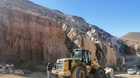 nuevo contrato minero para trasladar Cooperativa La Luminosa a Cala Cala