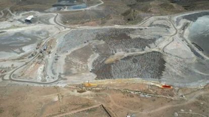 Asociación de Ingenios Mineros de Potosí multada por contaminación