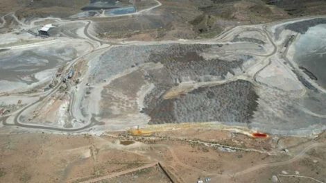 Asociación de Ingenios Mineros de Potosí multada por contaminación