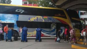 Crisis de diésel en Santa Cruz afecta el transporte público