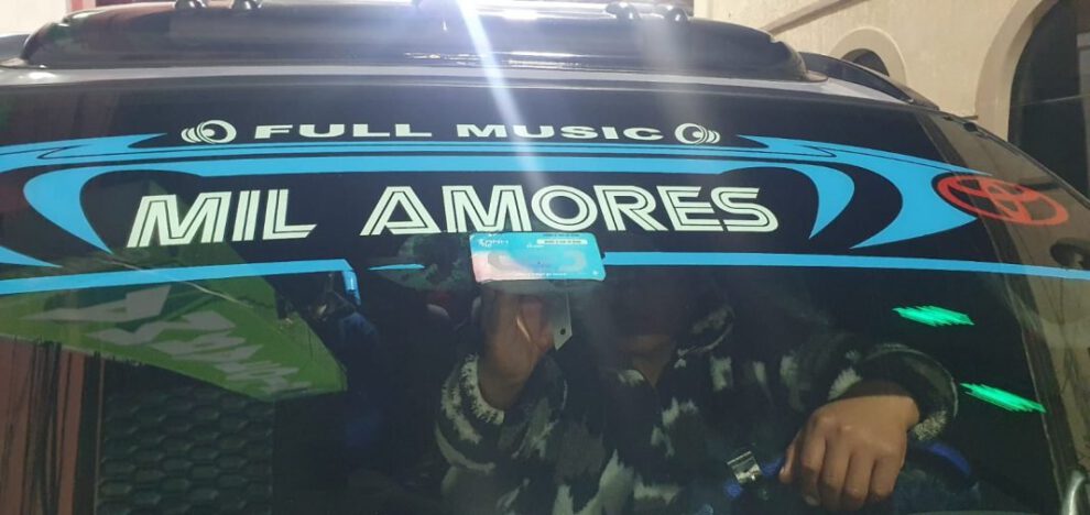 Oruro conductores aprehendidos por intentar cargar gasolina con rosetas falsas