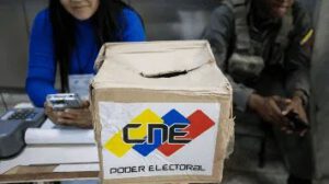 Elecciones en Venezuela: Bloquean vuelo de expresidentes que iban a Caracas de observadores