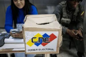 Elecciones en Venezuela: Bloquean vuelo de expresidentes que iban a Caracas de observadores