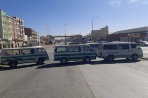 paro de choferes en Oruro por escasez de combustible