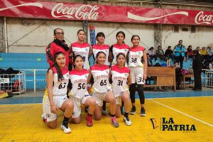 Alemán campeón cadetes damas en torneo de básquetbol Oruro