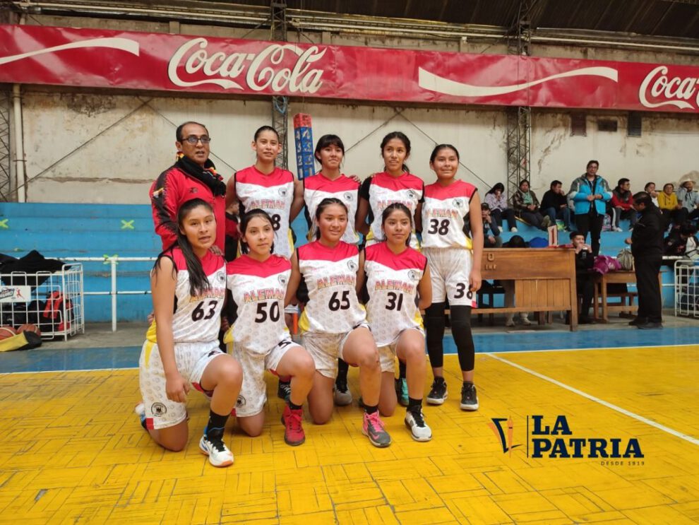 Alemán campeón cadetes damas en torneo de básquetbol Oruro