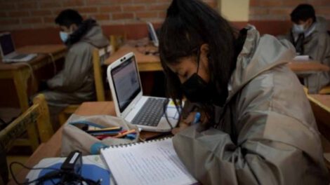 retorno a clases en Oruro con medidas preventivas y horarios establecidos