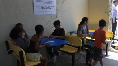 Venezolanos en el exterior esperando en un albergue en Ciudad Juárez, México