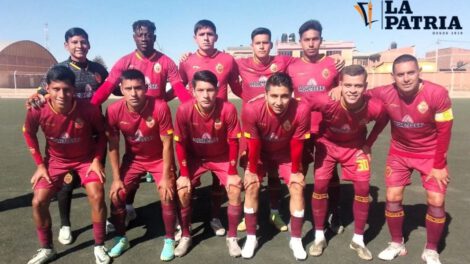 CDT Real Oruro sigue dominante en la Primera A