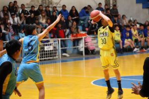 Carl A-Z se acerca al título en damas tras victoria ante Alemán