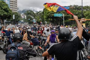 Protestas en Caracas por cuestionada elección presidencial en Venezuela