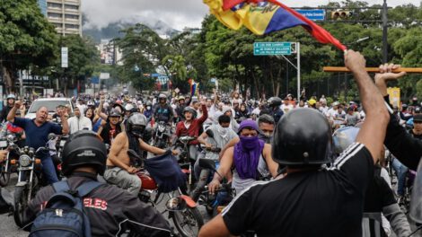 Protestas en Caracas por cuestionada elección presidencial en Venezuela