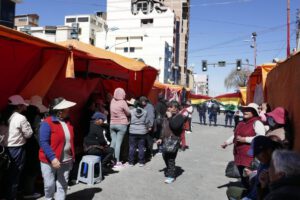 Reubicación de comerciantes según ordenanza en Oruro
