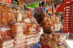 Escasez de diésel afecta ventas de vendedoras en Estación de Autobuses Oruro