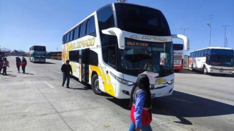 Bloqueos en Bolivia afectan el transporte interdepartamental