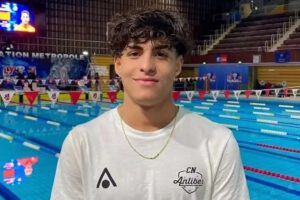 Esteban Núñez del Prado, nadador boliviano listo para brillar en los Juegos Olímpicos París 2024