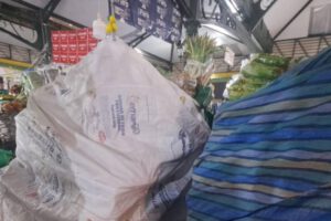 Bloqueos en Cochabamba por transportistas exigiendo solución a la escasez de diésel