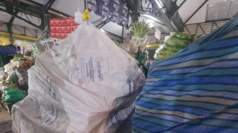 Bloqueos en Cochabamba por transportistas exigiendo solución a la escasez de diésel