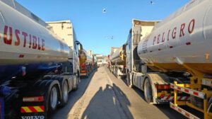 Bloqueo en Tambo Quemado afecta suministro de combustibles