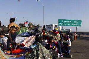 Crisis migratoria de venezolanos en las fronteras de Chile