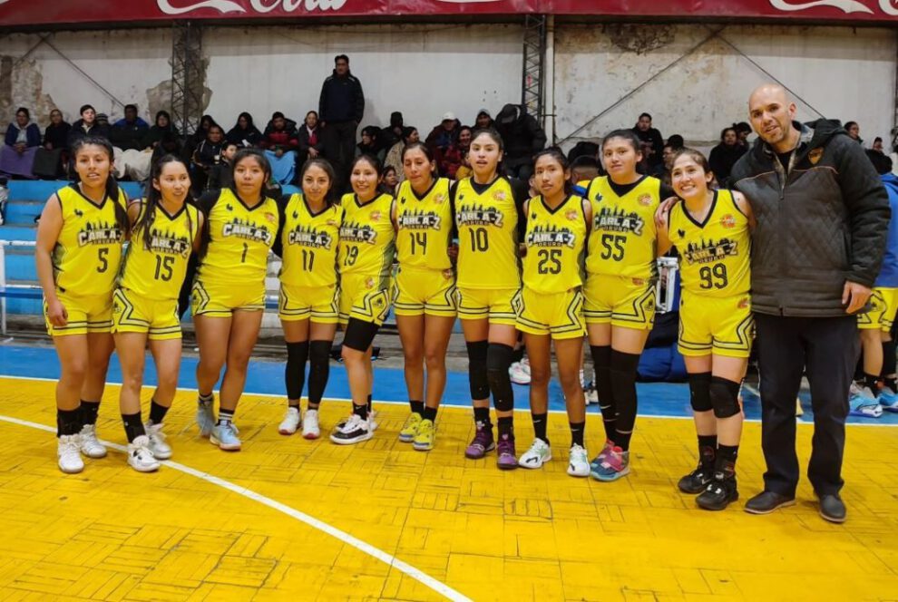 Carl A-Z campeón de básquetbol en Oruro