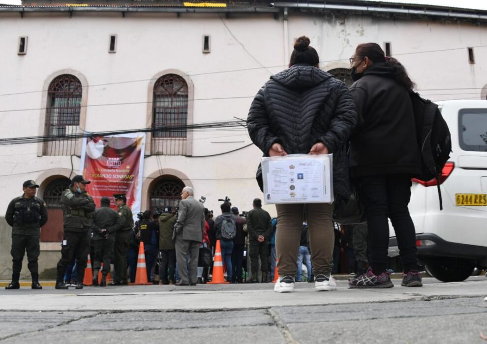 Profesor condenado a 23 años de cárcel por violación a su alumna menor de edad