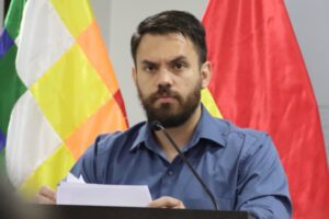 normalización en suministro de combustibles en Bolivia