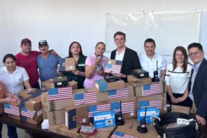 Estados Unidos apoya a Bolivia en la lucha contra incendios forestales