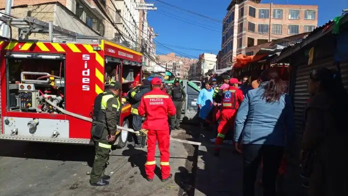 Incendio en mercado de La Paz
