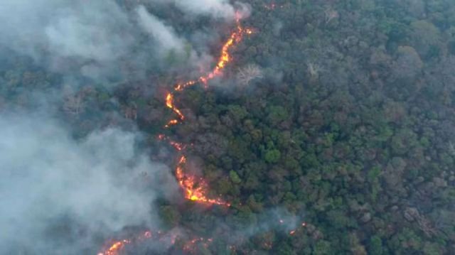 Incendio en frontera con Bolivia