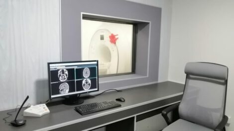 Crisis social en Bolivia afecta operatividad del resonador magnético