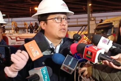 Suministro de combustibles en La Paz por YPFB
