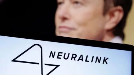 Neuralink ha implantado con éxito en un segundo paciente su dispositivo diseñado para dar a los pacientes paralizados la capacidad de usar dispositivos digitales