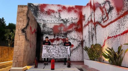 Activistas medioambientales vandalizan mansión de Leo Messi en Ibiza