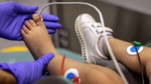 Bebé muerto golpeado en Santa Cruz