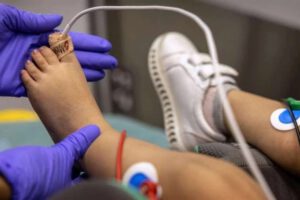 Bebé muerto golpeado en Santa Cruz