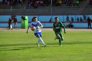 GV San José vs FC Universitario en Quillacollo