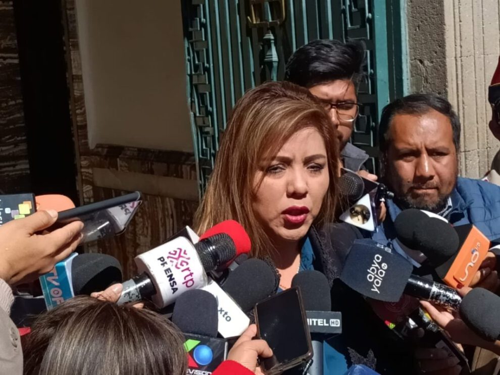 Diálogo Nacional por la Economía convocado por Gabriela Alcón