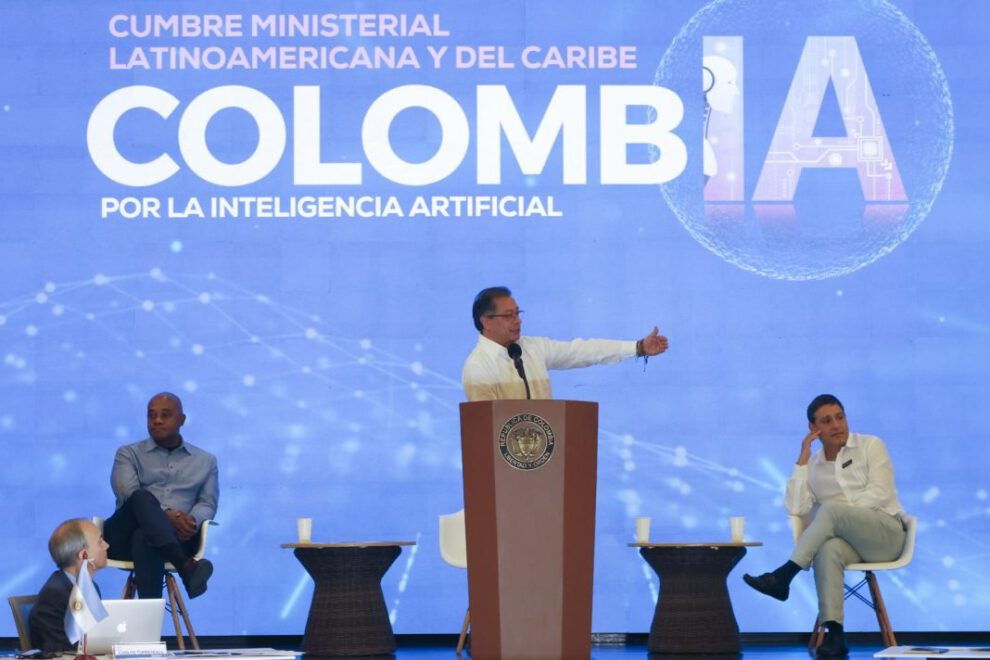 Inteligencia Artificial y su impacto en la humanidad según Gustavo Petro