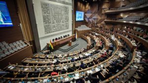 Elecciones primarias y judiciales en Bolivia