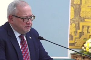 Rusia envía combustible a Bolivia