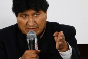 Fotografía del expresidente de Bolivia Evo Morales insistiendo en elecciones primarias