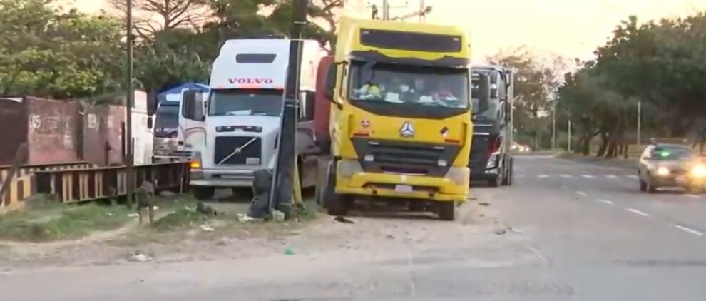 Falta de combustible en Bolivia