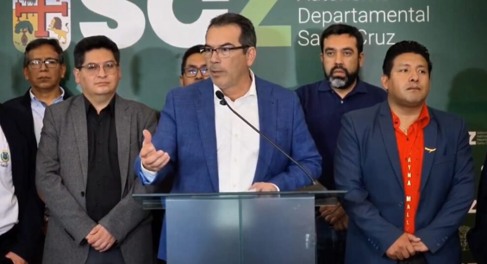 Reprogramación de deudas y nuevo pacto fiscal acordados en reunión de gobernadores y autoridades del Gobierno