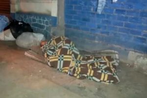 Humberto sin techo en Cochabamba