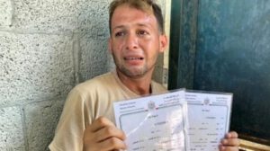 Gemelos palestinos fallecen en bombardeo mientras padre registraba su nacimiento