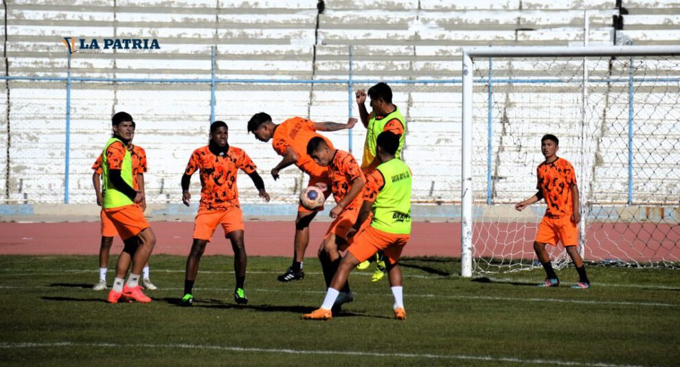 Oruro Royal Club afina detalles para recibir a Río San Juan Humi
