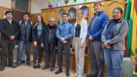 Investigación del agua en Oruro por universitarios de Estados Unidos